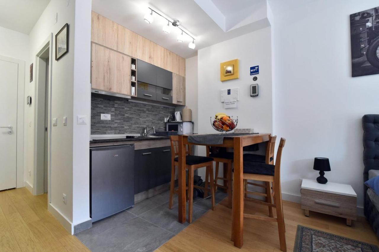 Tayson Square Dorcol New Location Free Garage Daire Belgrad Dış mekan fotoğraf