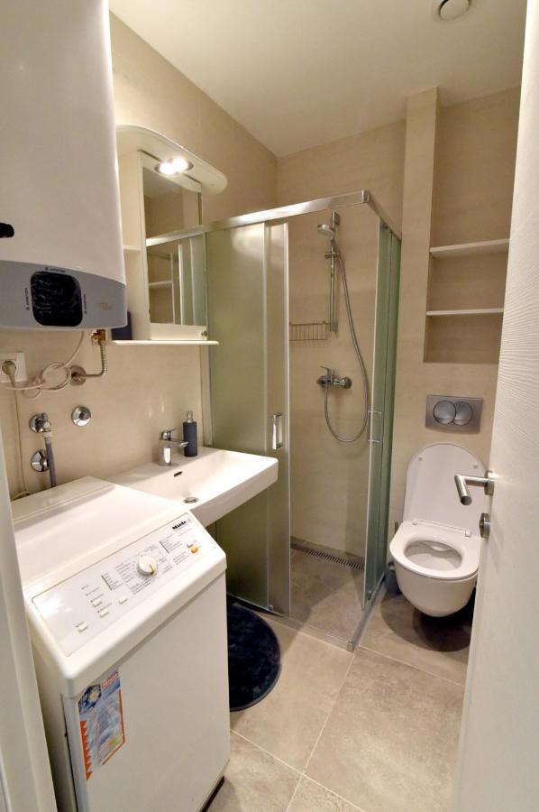 Tayson Square Dorcol New Location Free Garage Daire Belgrad Dış mekan fotoğraf